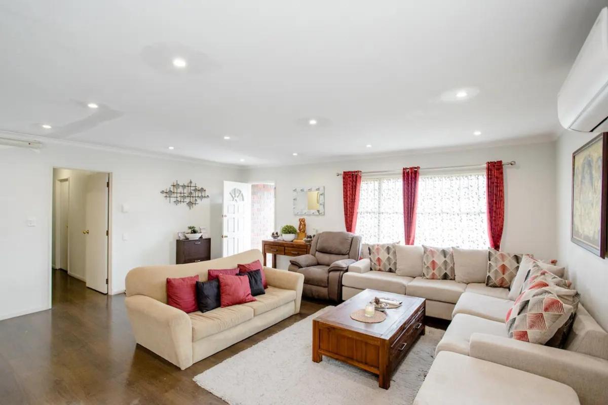 Budget Friendly Rooms Near The Airport Auckland Exteriör bild